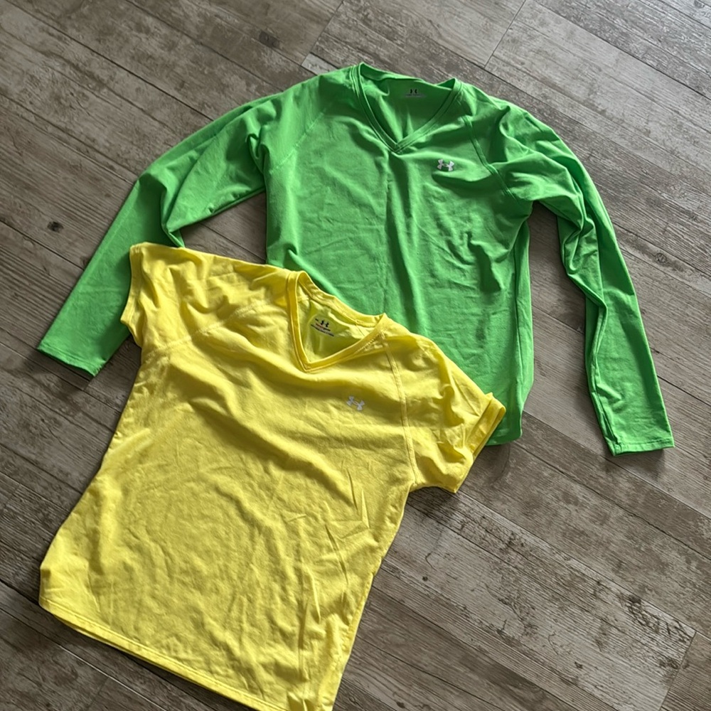 Under Armour woman tops